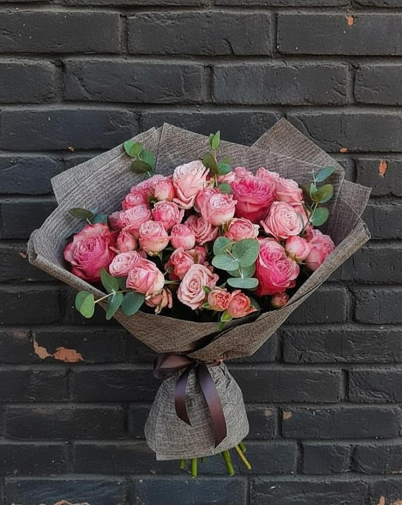 Букет цветов из: Розы в Красный Луч