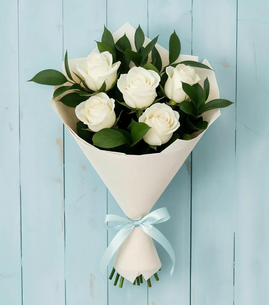 Букет цветов из: Розы в Красный Луч