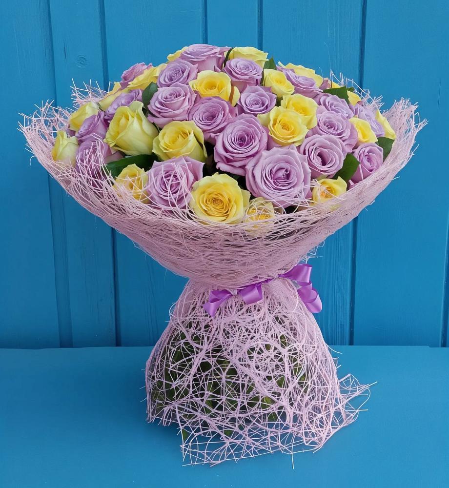 Букет 101 Волшебный Миг в Красный Луч