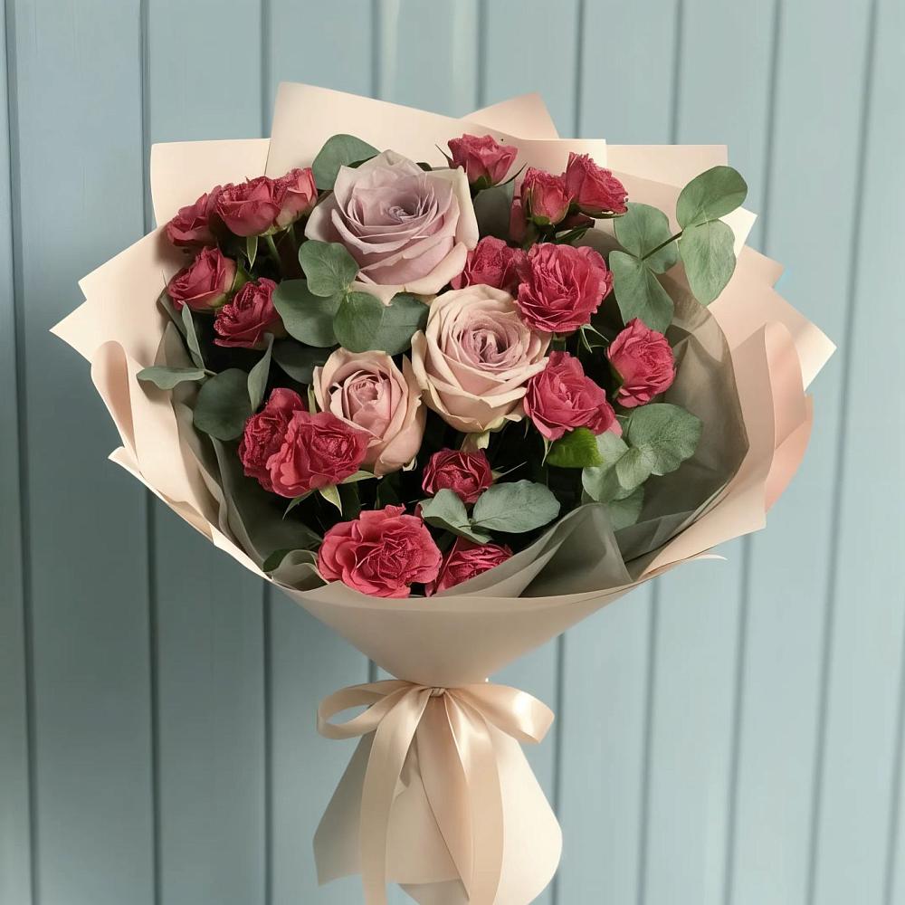 Букет цветов из: Гвоздики и Розы в Красный Луч