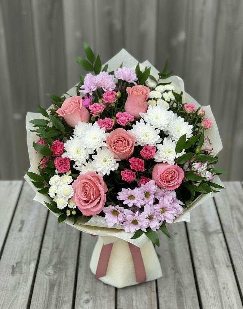 Букет цветов из: Альстромерии, Гвоздики, Розы и Хризантемы в Красный Луч