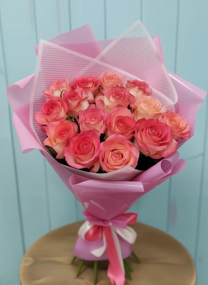 Букет 15 Розовых роз Равель в Красный Луч