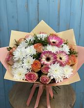 Букет цветов из:  Розы, Герберы и Хризантемы в Красный Луч