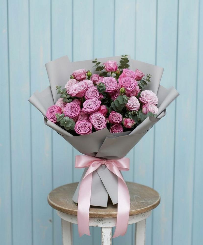 Букет цветов из: Розы в Красный Луч