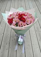Букет цветов из:  Альстромерии в Красный Луч