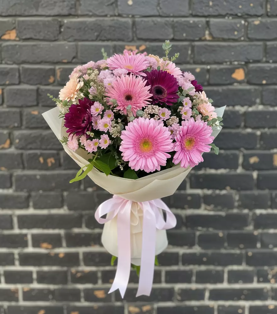 Букет цветов из: Герберы и Хризантемы в Красный Луч