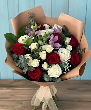 Букет цветов из:  Розы и Альстромерии в Красный Луч