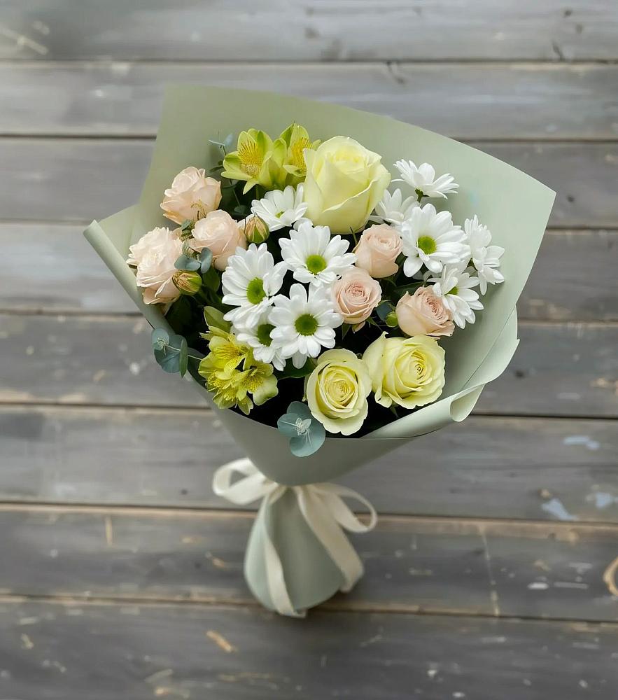 Букет цветов из: Альстромерии, Розы и Хризантемы в Красный Луч