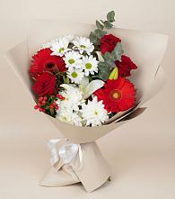 Букет цветов из:  Розы, Хризантемы, Герберы и Лилии в Красный Луч
