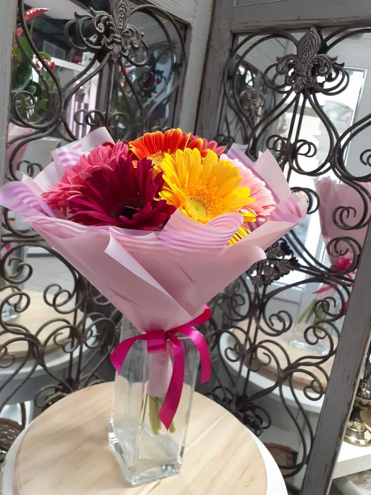 Букет цветов из: Герберы в Красный Луч