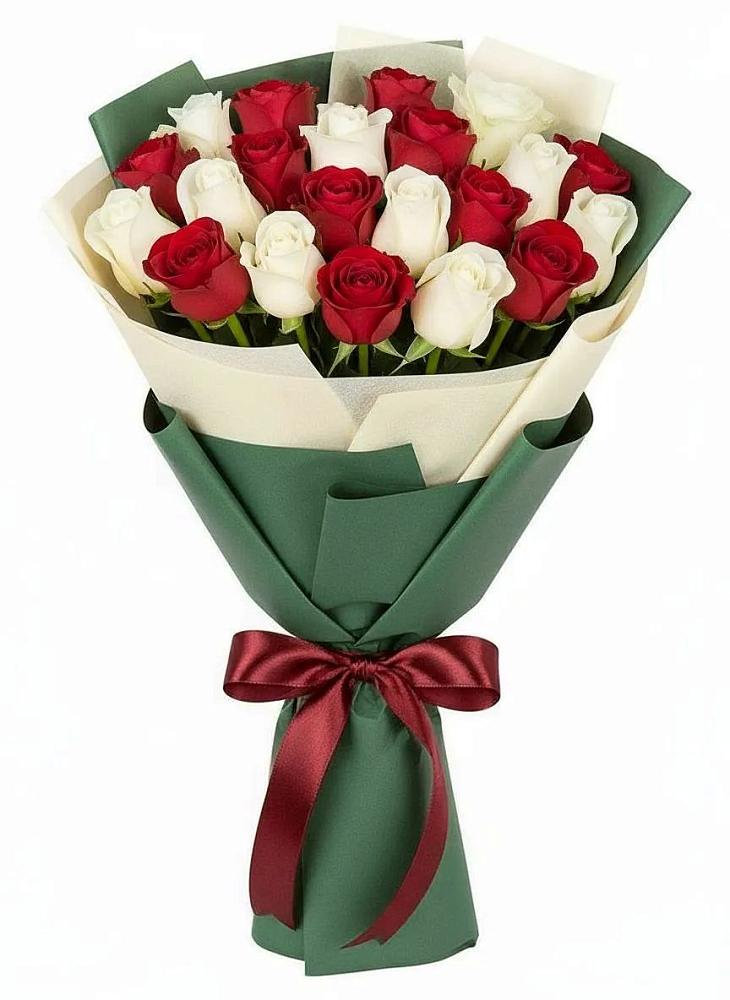 Букет Микс из красных и белых роз в Красный Луч