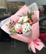 Букет цветов из:  Розы, Лизиантусы и Хризантемы в Красный Луч