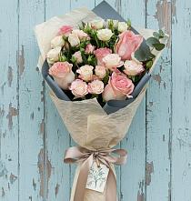 Букет цветов из:  Розы в Красный Луч
