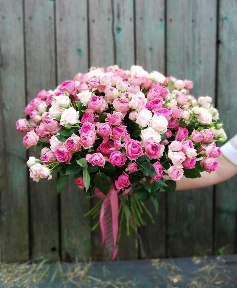 Букет Розовые кустовые розы Натали и Лав Лидия в Красный Луч