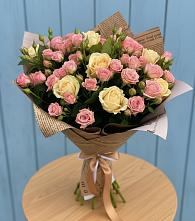 Букет цветов из:  Розы в Красный Луч