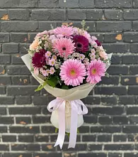 Букет цветов из:  Герберы и Хризантемы в Красный Луч