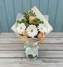 Букет цветов из:  Герберы, Розы и Хризантемы в Красный Луч