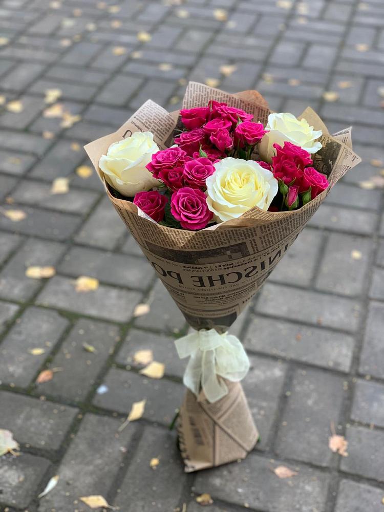 Букет цветов из: Розы в Красный Луч