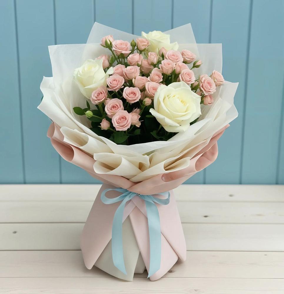 Букет цветов из: Розы в Красный Луч