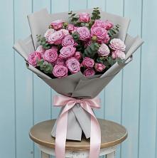 Букет цветов из:  Розы в Красный Луч