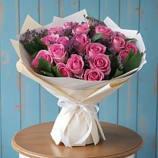 Букет цветов из:  Розы в Красный Луч
